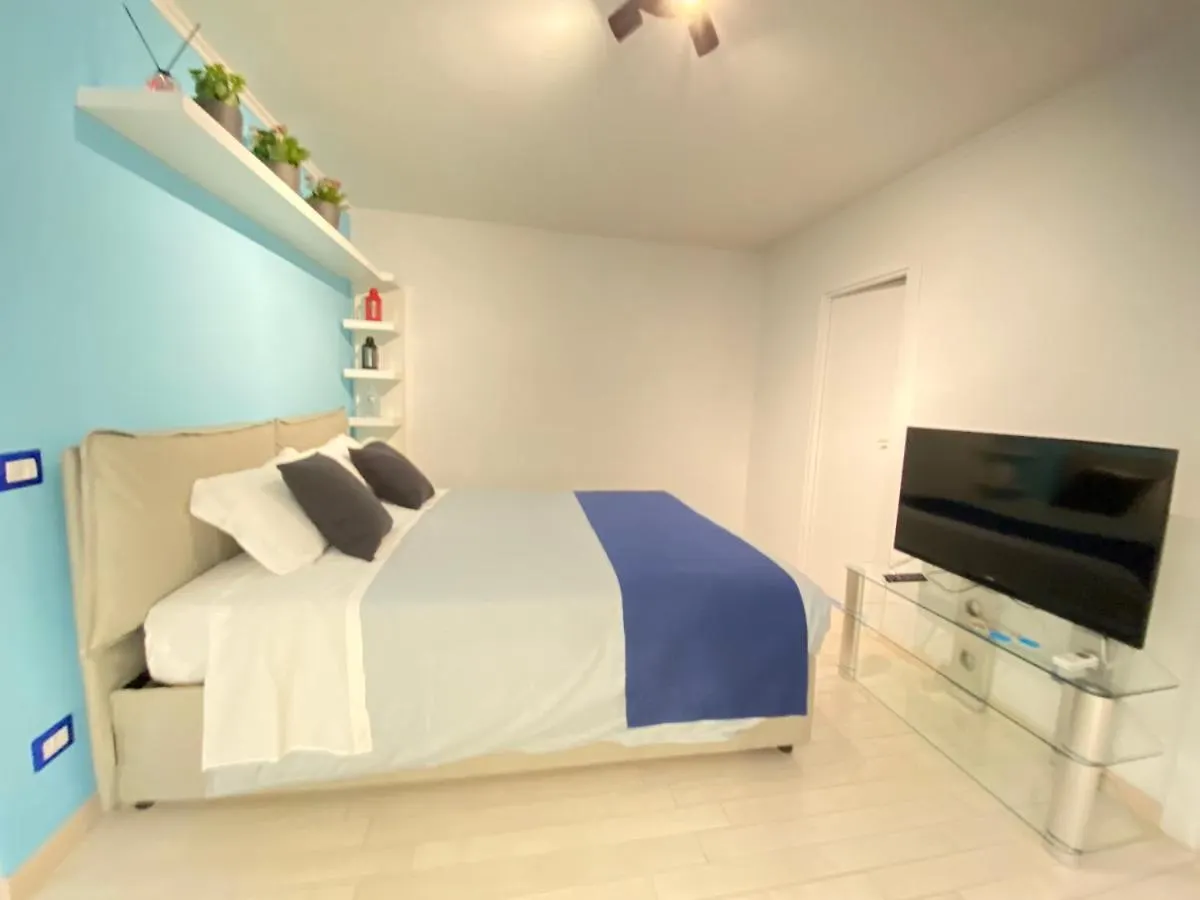 Attico Solimena - Private Terrace Cityview Napoli Daire